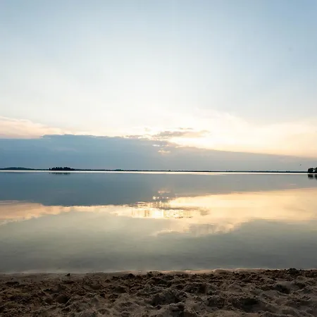 Nad Jeziorem Dobskim - 5 Сasa de vacaciones